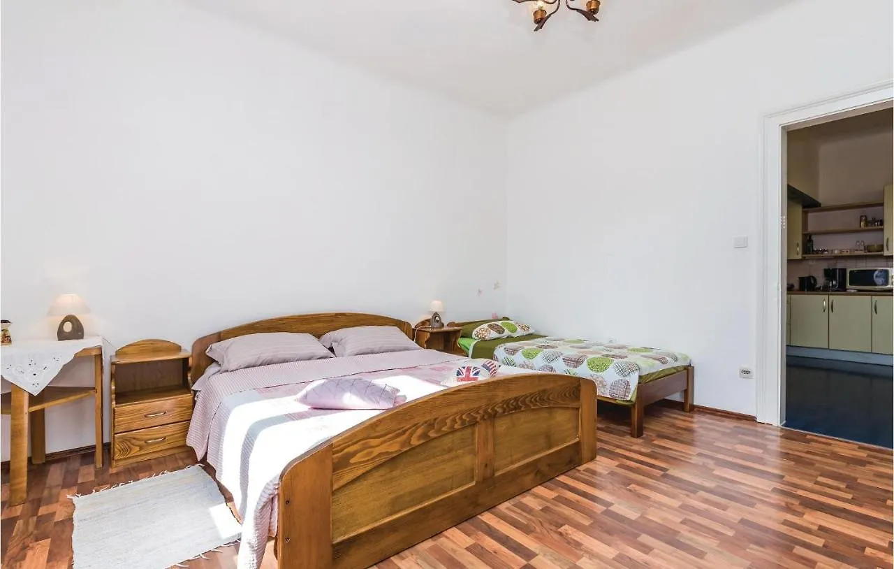 Nice Apartment In Opatija With 1 Bedrooms