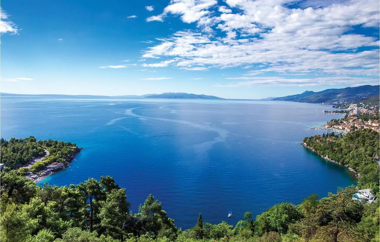 Nice Apartment In Opatija With 1 Bedrooms